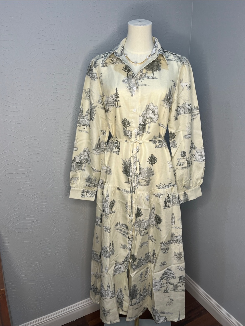 Endless Moon Women’s Maxi Dress NWT Medium